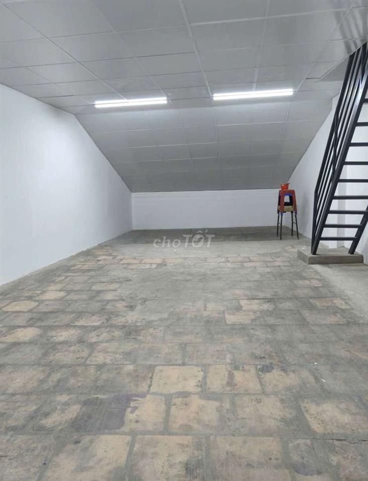 Cho thuê nhà Mặt tiền 4x20 gần Bệnh Viện Chợ Rẫy, Quận 5- 3 Tấm