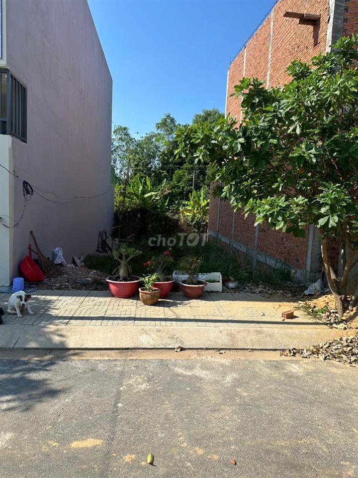 thật sự bán gấp 100m2 đường Hồ Văn Tắng 150 6x18 khu dân cư hiện hữu 