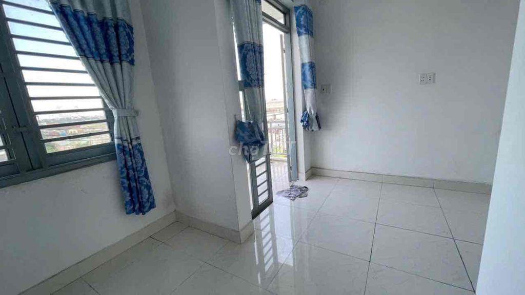 Chính chủ cho thuê phòng trọ Ban Công, Máy Lạnh, Lê Văn Khương