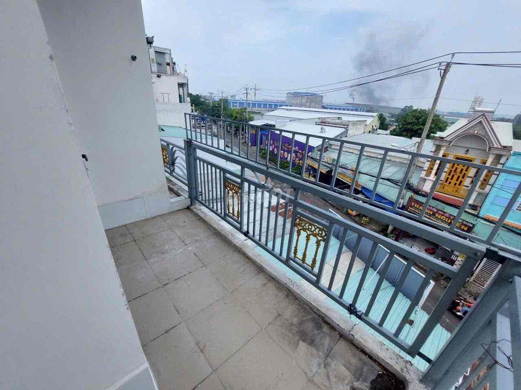 Chính chủ cho thuê phòng trọ Ban Công, Máy Lạnh, Lê Văn Khương