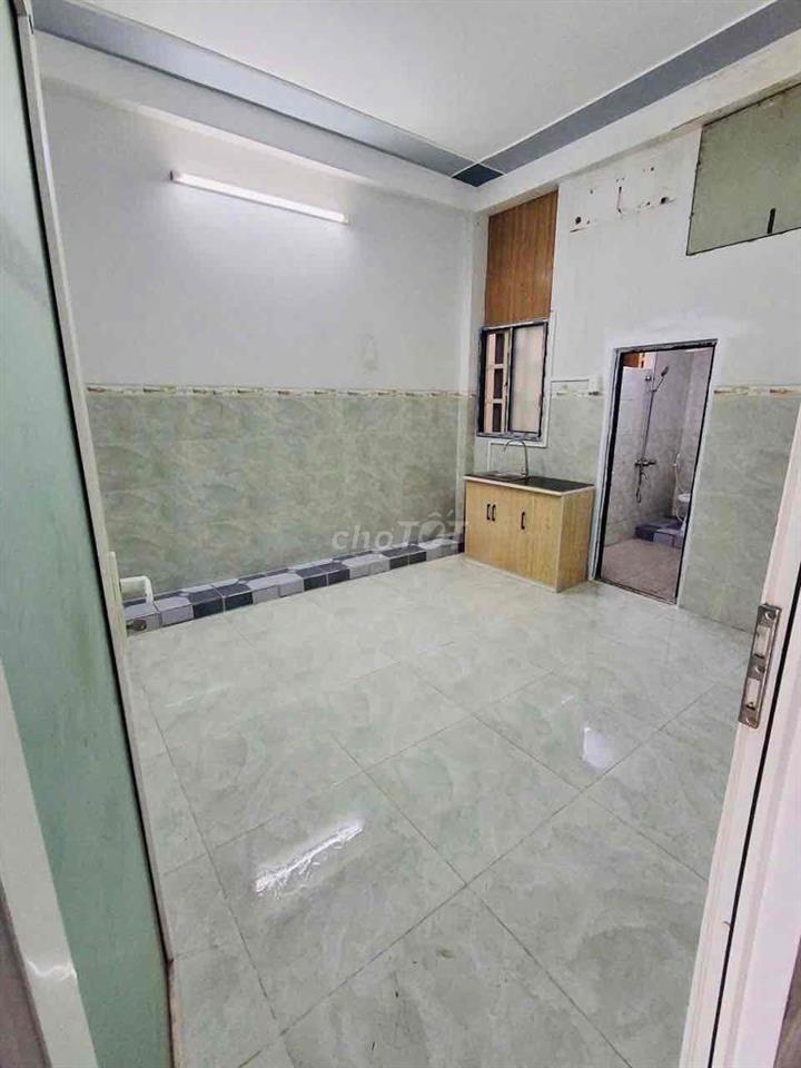 Chính chủ cho thuê phòng 2tr Huỳnh Thị Hai, Tân Chánh Hiệp,Q12