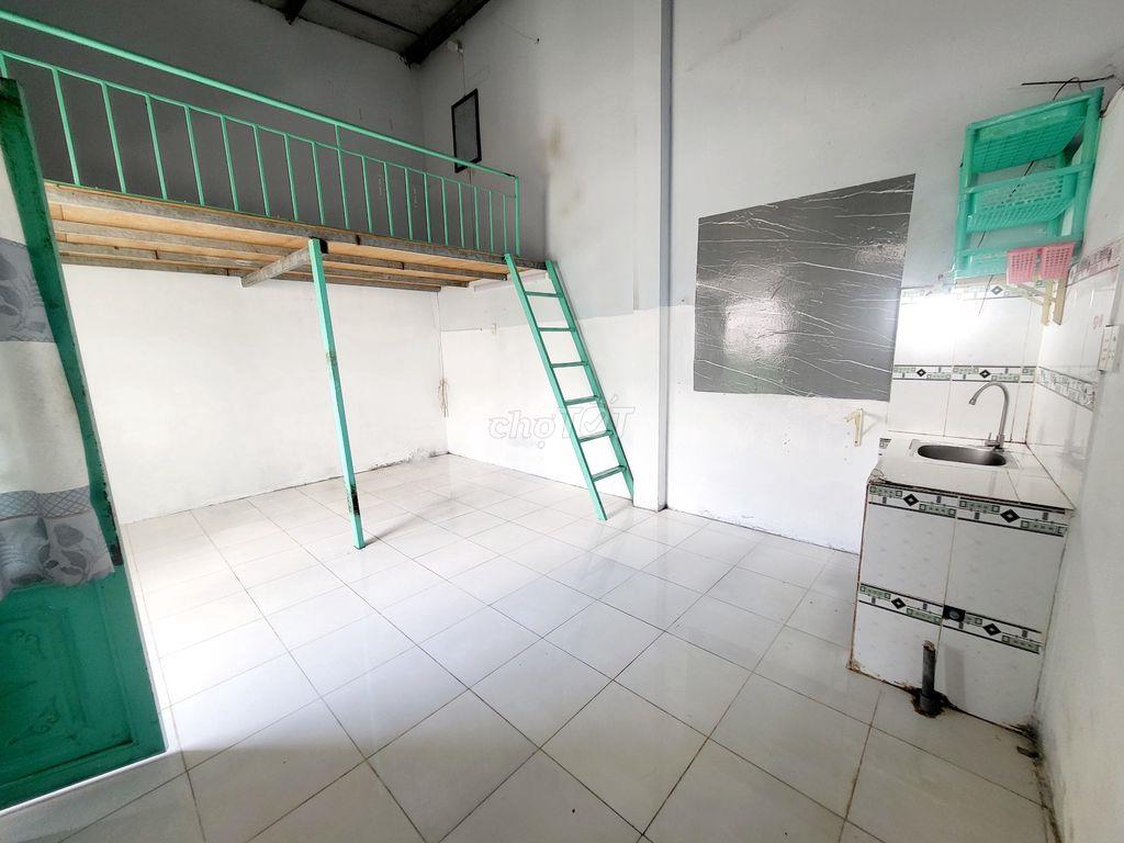 🏠 CHO THUÊ PHÒNG TRỌ RỘNG 30m² – GẦN QL13, PHƯỜNG HIỆP BÌNH