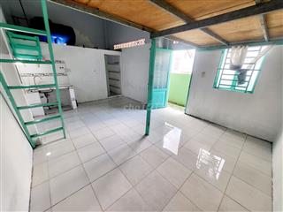 🏠 CHO THUÊ PHÒNG TRỌ RỘNG 30m² – GẦN QL13, PHƯỜNG HIỆP BÌNH