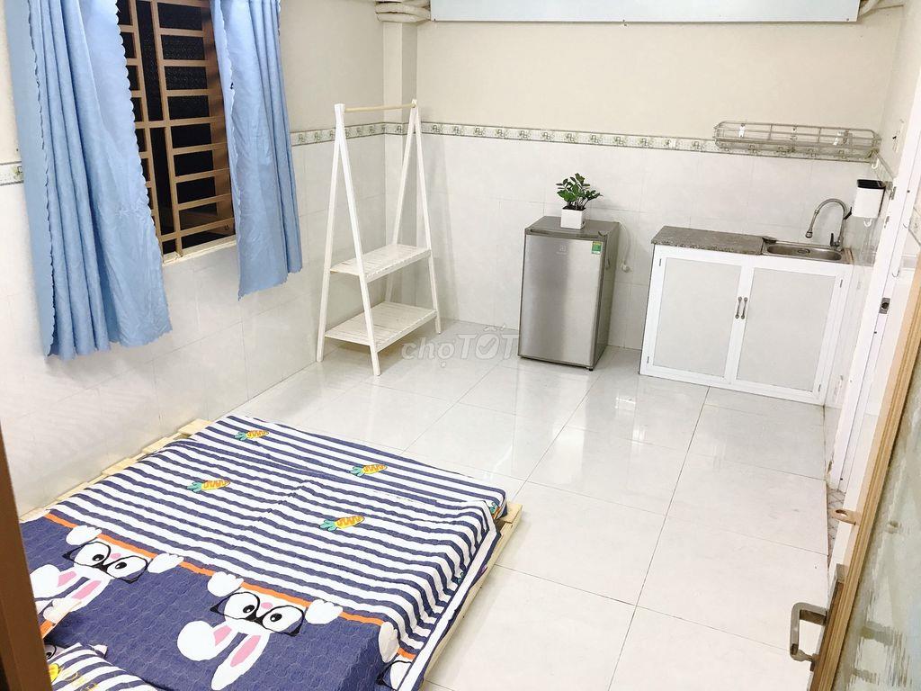 🔥 CHO THUÊ PHÒNG TRỌ XỊN - SÁT VÁCH ĐẠI HỌC VĂN LANG (CS3) 🔥