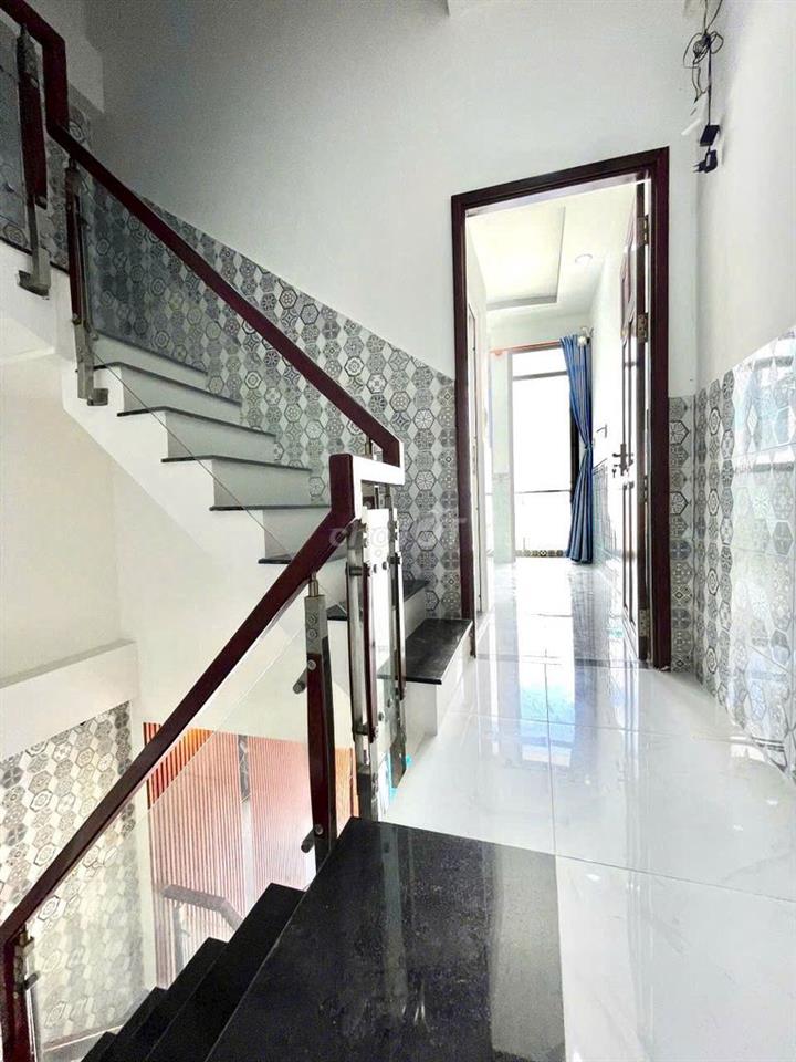 bán nhà hẻm xe hơi , phú định, q8,49mv,5tỷ