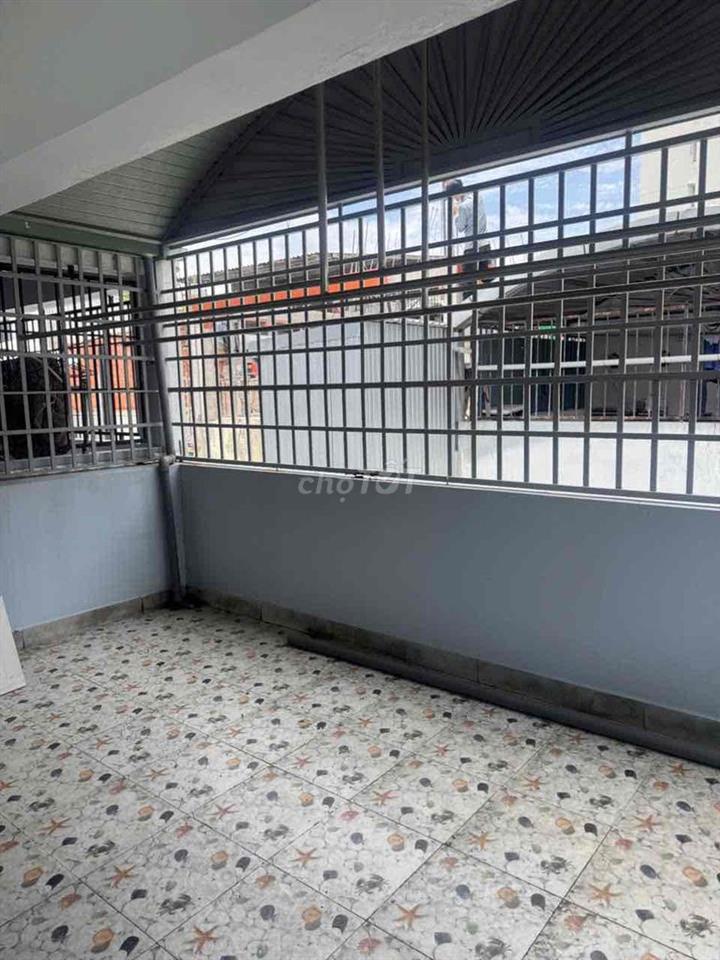 Nhà cho thuê 14tr KDC Phú Lợi P7Q8