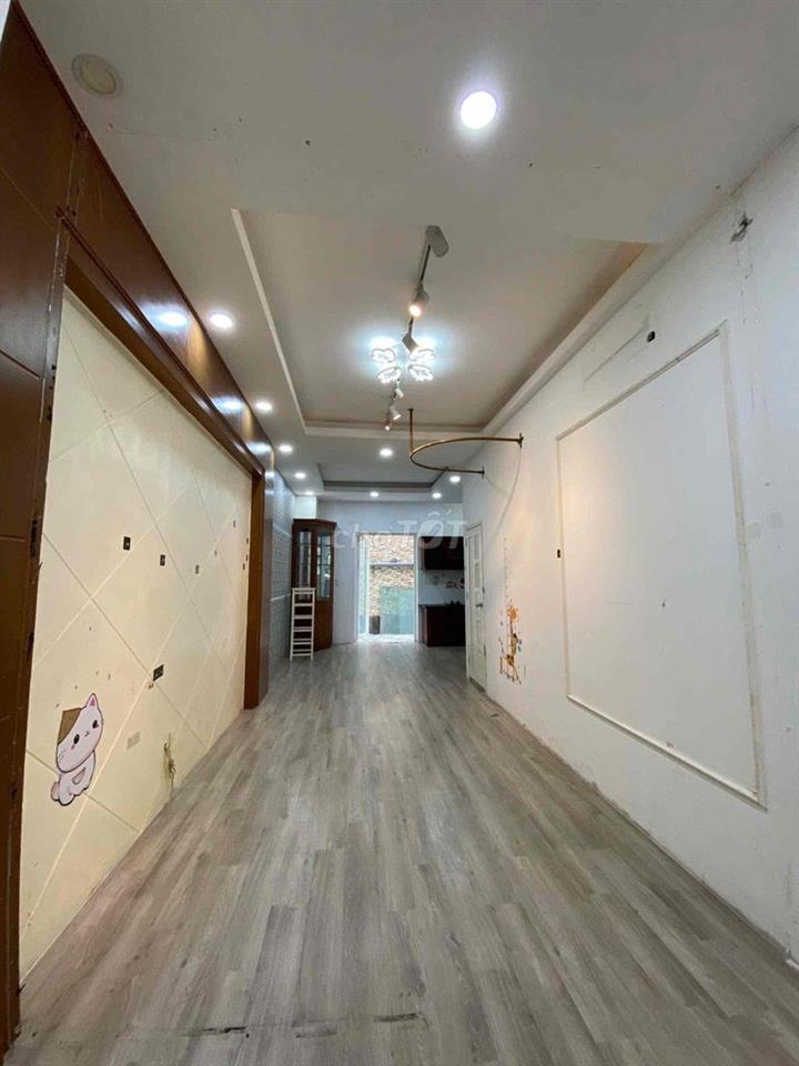 Cho thuê nhà, văn phòng mặt tiền - Khu Vạn Phúc