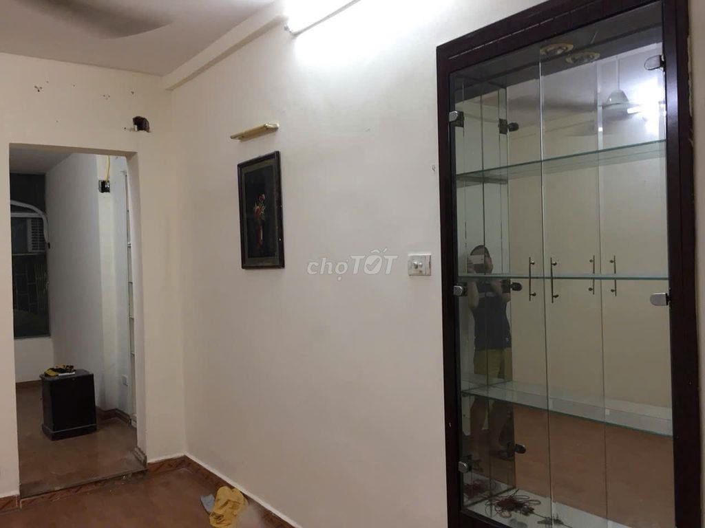 Chính chủ bán căn nhà Tầng 3-TT Kim Liên - Lương Định Của. DT ở: 60m2