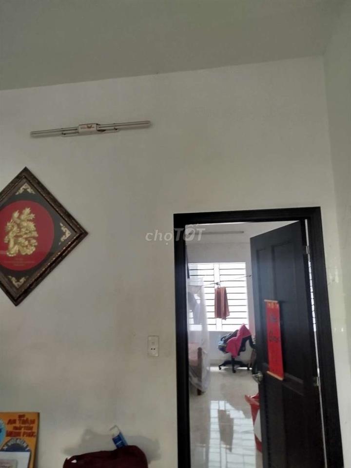 nhà mặt tiền đường hồ tùng mậu