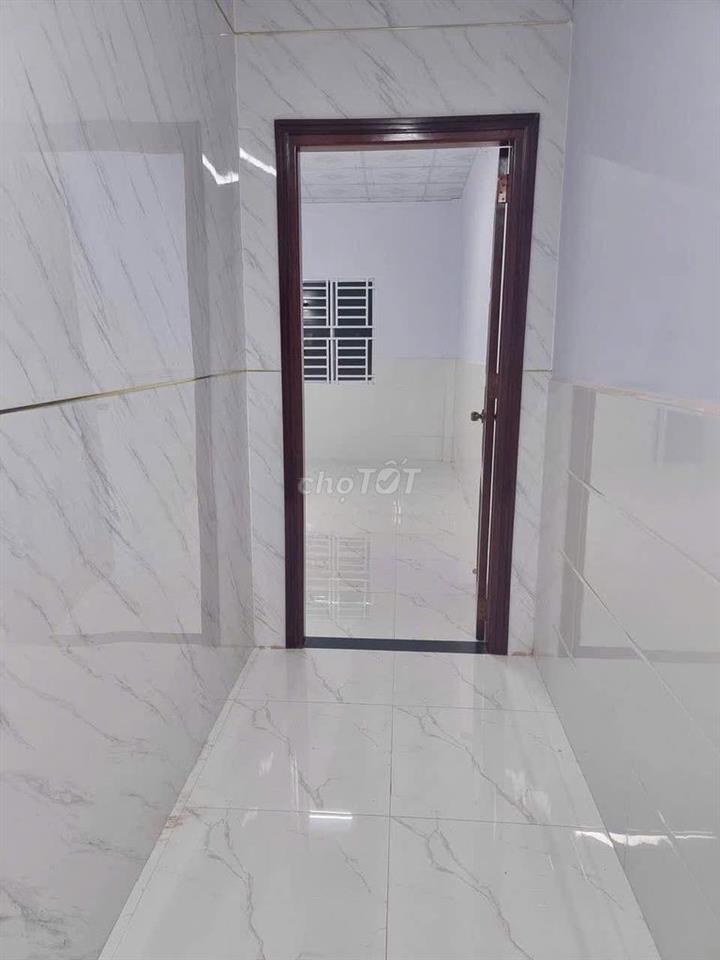 Sang hợp đồng thuê nhà 