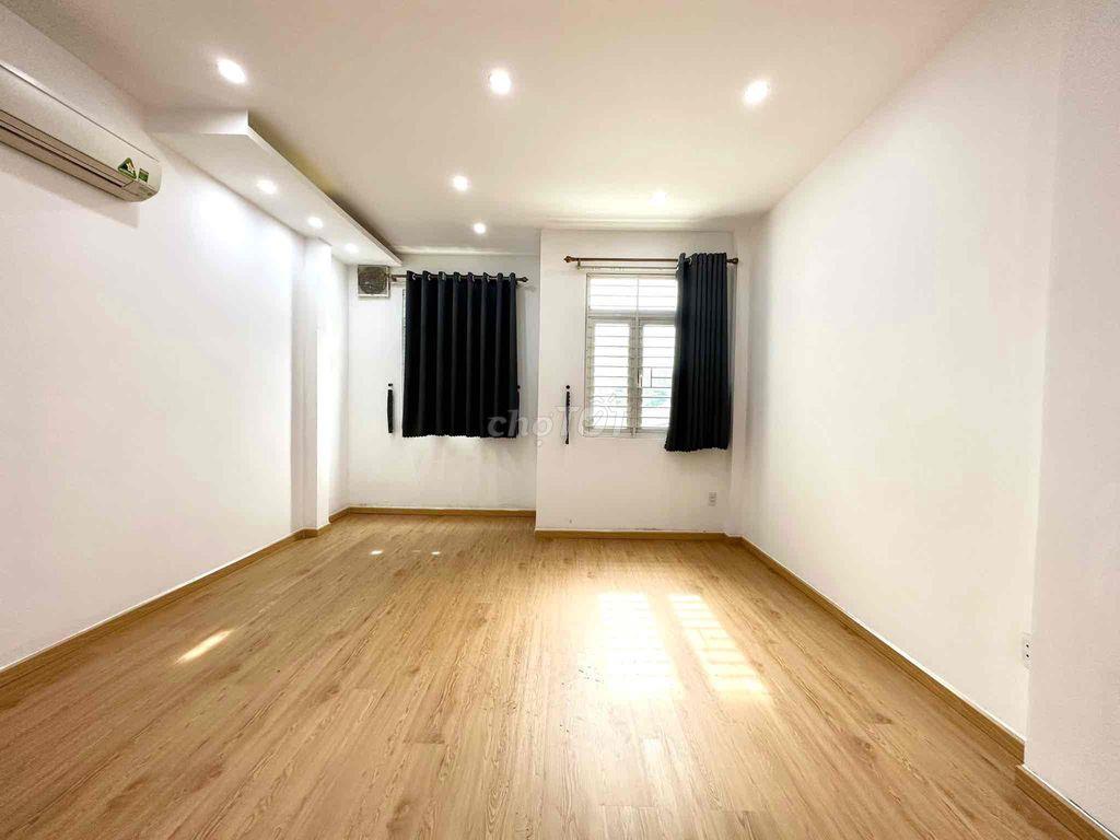 Phòng siêu lớn 35m2 gần trường IUH, VLU Full nội thất có bồn tắm