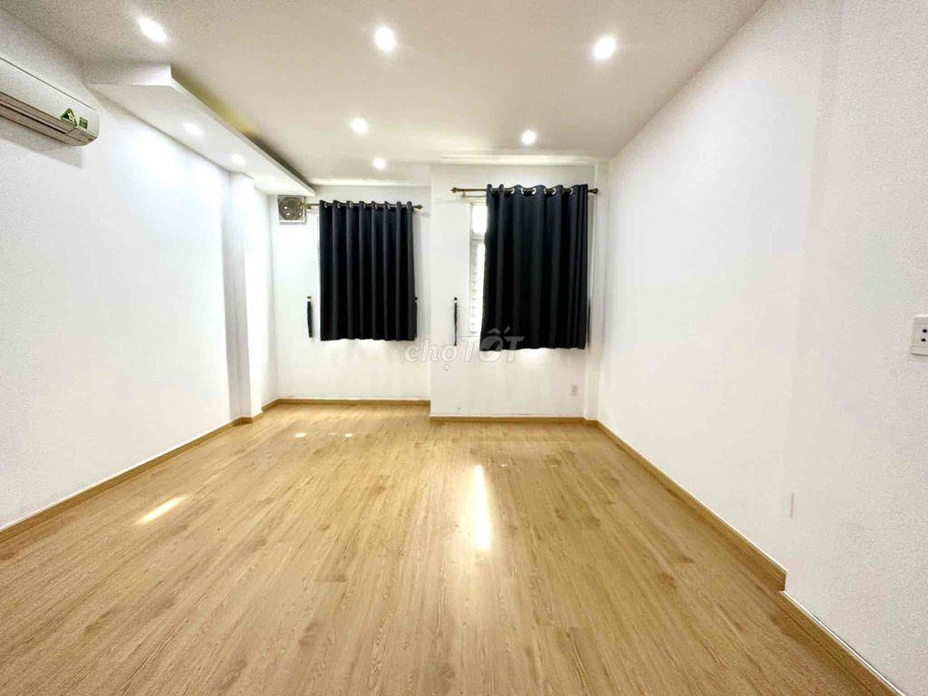 Phòng siêu lớn 35m2 gần trường IUH, VLU Full nội thất có bồn tắm