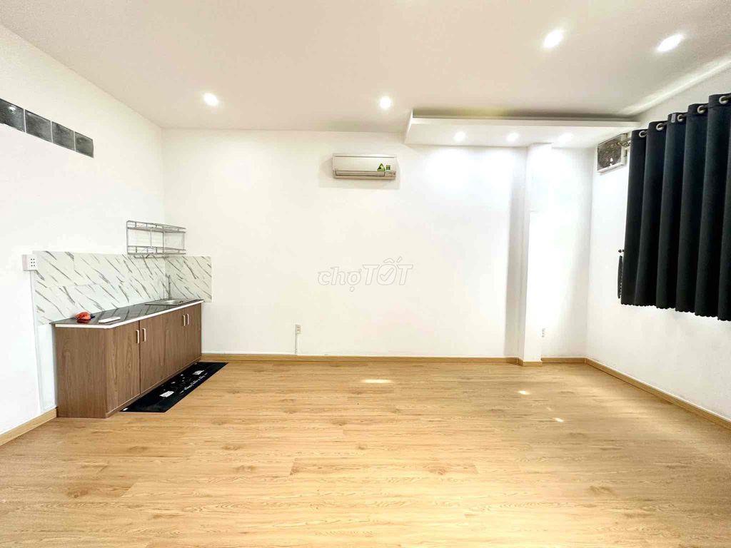 Phòng siêu lớn 35m2 gần trường IUH, VLU Full nội thất có bồn tắm