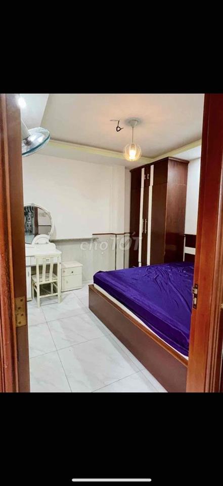 Căn hộ mini ful nt Bến Vân Đồn -q4