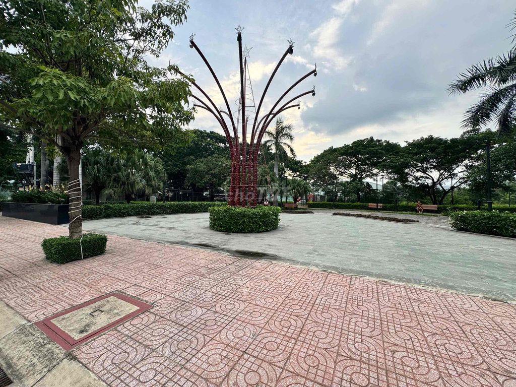 Chính Chủ Cần Tiền Bán Gấp Nhà Thương Lượng