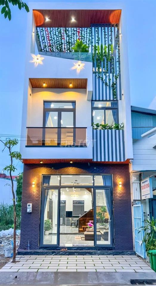 ⚡️ Nhà hoàn công thiết kế hiện đạ (mái đúc) sân thượng