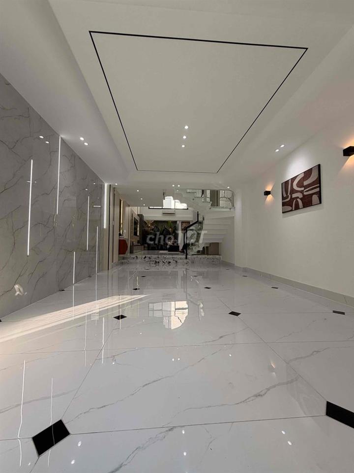 Khu Vip NVQ Quận 12, nhà mới 100%, 72.5m2, 5 tầng, hẻm xe hơi