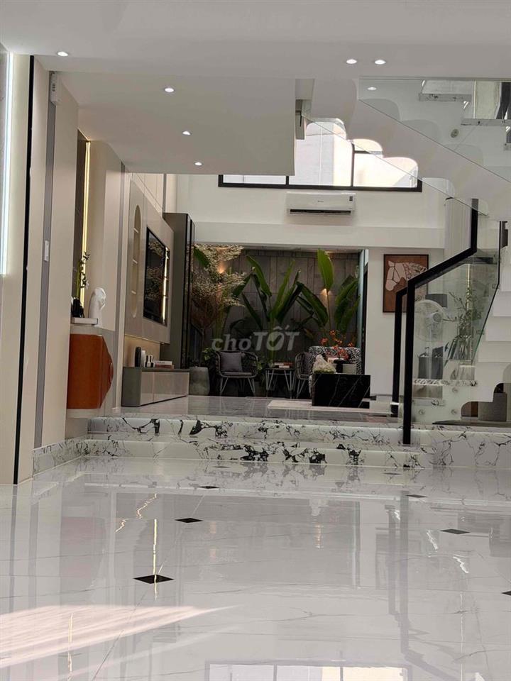Khu Vip NVQ Quận 12, nhà mới 100%, 72.5m2, 5 tầng, hẻm xe hơi