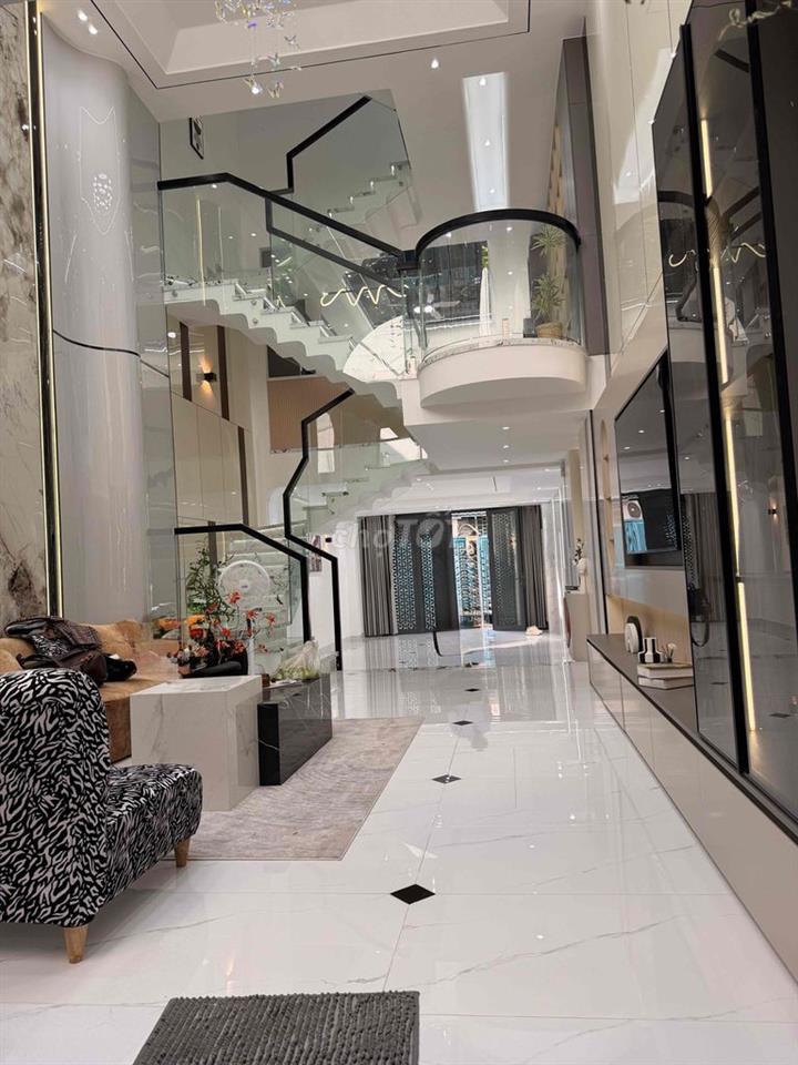 Khu Vip NVQ Quận 12, nhà mới 100%, 72.5m2, 5 tầng, hẻm xe hơi