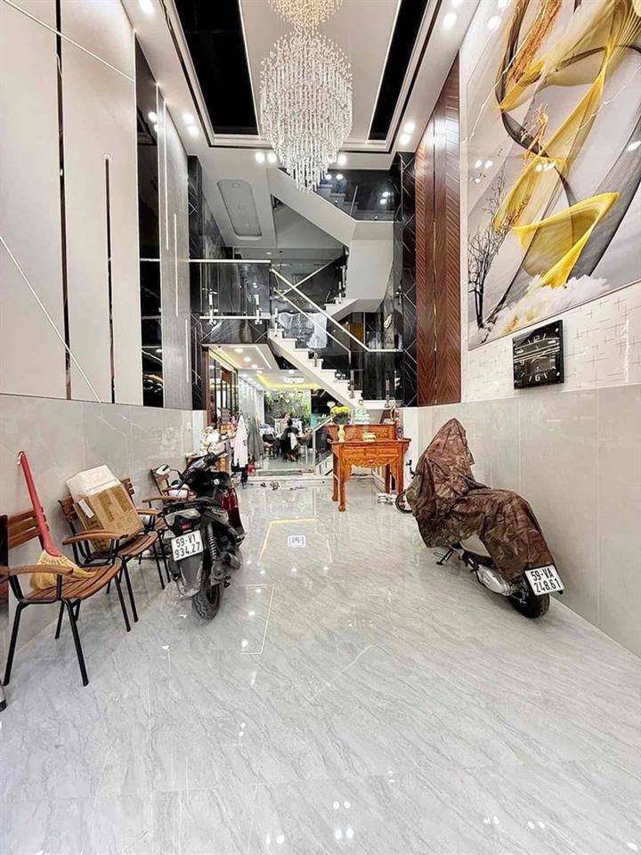 Nhà 5 tầng KDC An Sương Quận 12, 80m2, hẻm xe hơi thông, tặng nội