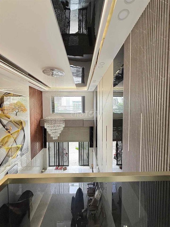 Nhà 5 tầng KDC An Sương Quận 12, 80m2, hẻm xe hơi thông, tặng nội