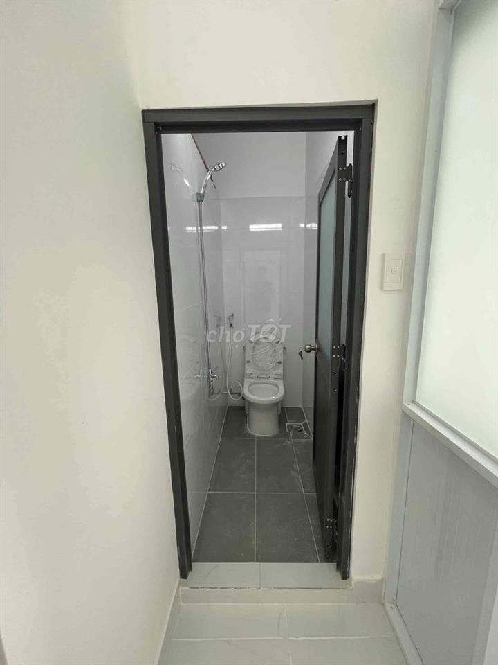 Bán nhà giá rẻ ngay chùa Pháp Bửu giá 1ty790 2 lầu