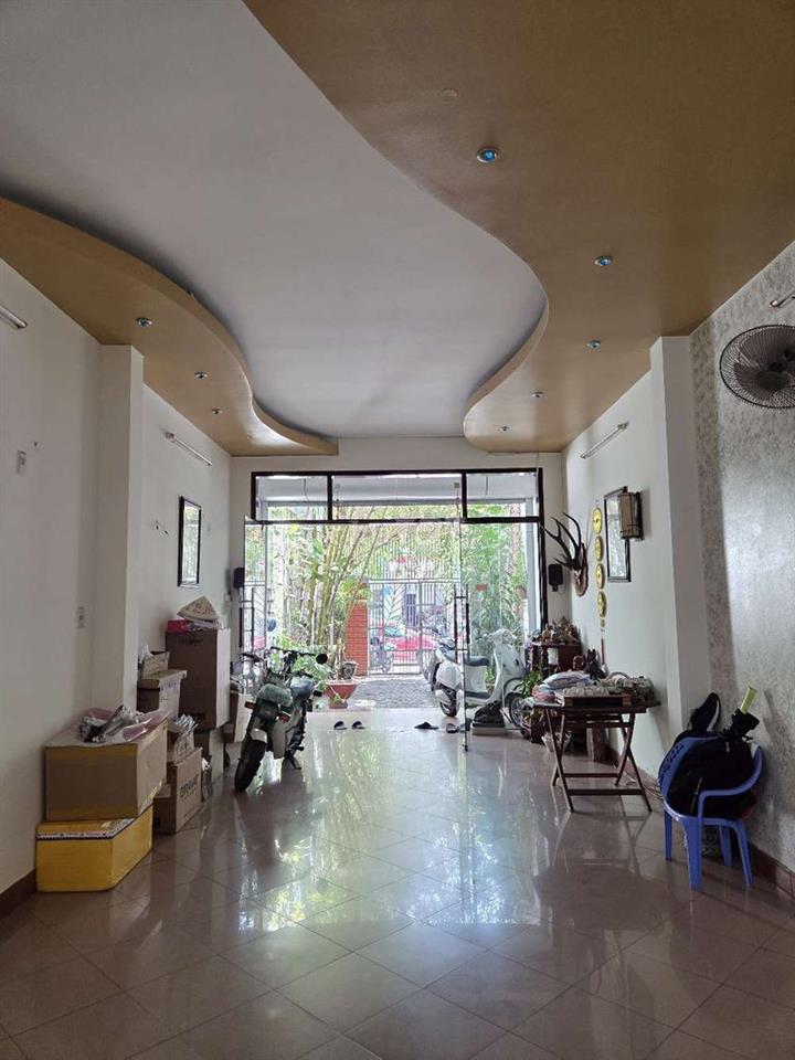 cho thuê nhà mặt tiên trung tâm, gần sông Hàn, thích hợp kinh doanh