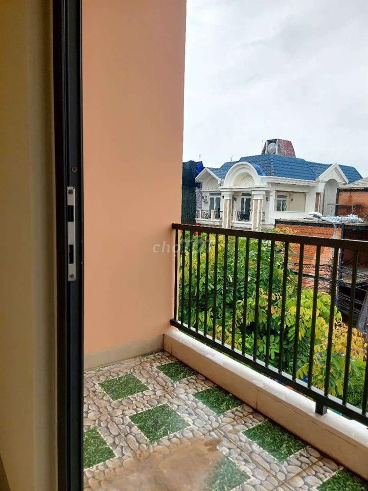 cho thuê căn hộ 1 phòng ngủ lớn, khu vực gần sông Hàn