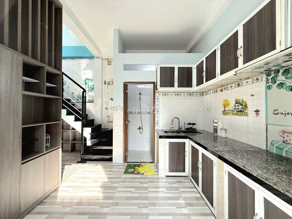 Chính chủ bán nhà SHR, căn góc 2 MT, KDC hiện hữu Huỳnh Tấn Phát