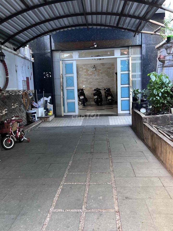 Cho thuê nhà hẻm xe tải Ông Ích Khiêm