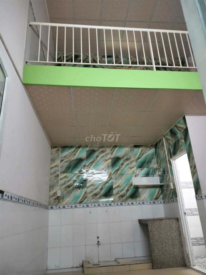Nhà trọ 30 m2 - 1,2 triệu - Cách phà Cát Lái 400 mét - Sát chợ Phú Hữu