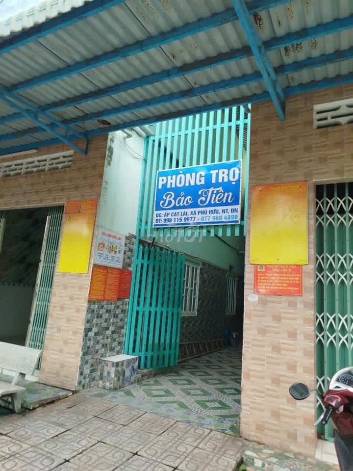Nhà trọ 30 m2 - 1,2 triệu - Cách phà Cát Lái 400 mét - Sát chợ Phú Hữu