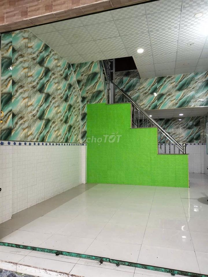 Cần bán Nhà ở + Kèm Dãy nhà trọ. Cách Phà C.Lái 400 m. Sát Chợ Phú Hữu