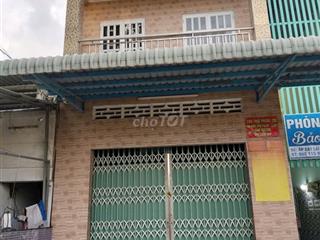 Cần bán Nhà ở + Kèm Dãy nhà trọ. Cách Phà C.Lái 400 m. Sát Chợ Phú Hữu