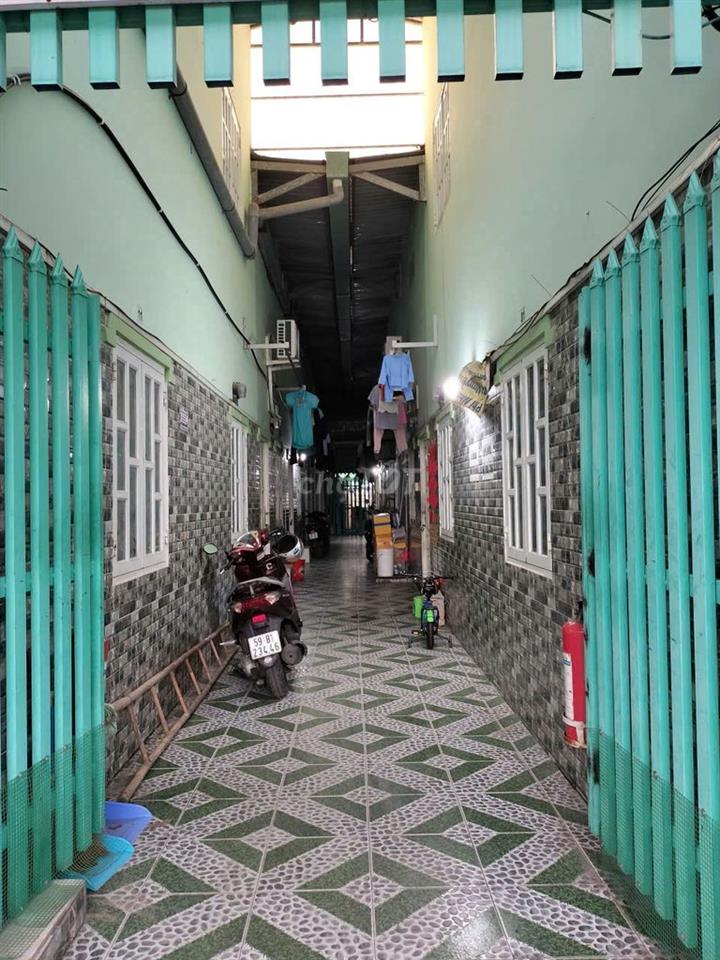 Cần bán Nhà ở + Kèm Dãy nhà trọ. Cách Phà C.Lái 400 m. Sát Chợ Phú Hữu