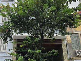 cho thuê tòa nhà văn phòng/ khách sạn/ trụ sở công ty