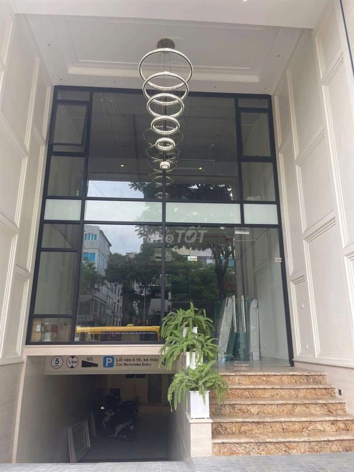 cho thuê tòa nhà văn phòng/ khách sạn/ trụ sở công ty