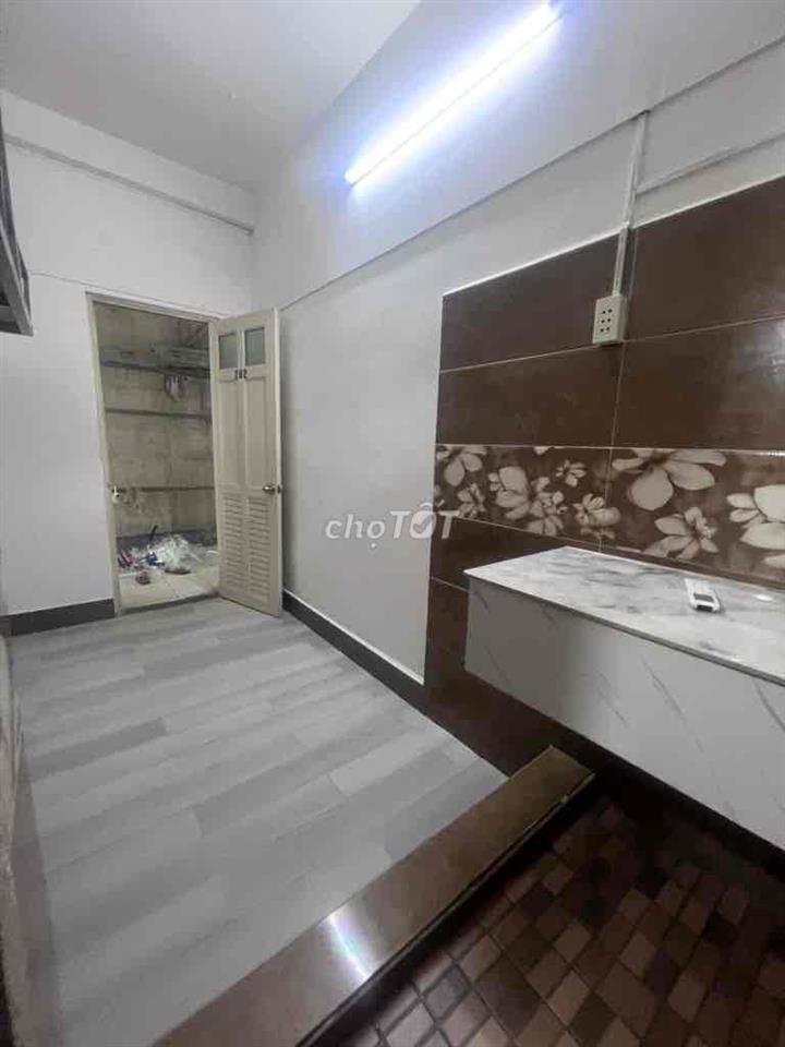 Cho thue phòng dọn vào ở đầu tháng 9