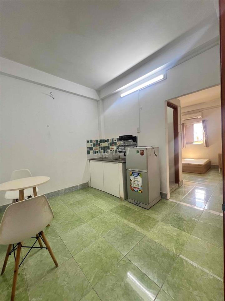 căn hộ tách bếp , phòng 30m2 quận Phú Nhuận