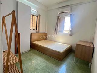 căn hộ tách bếp , phòng 30m2 quận Phú Nhuận