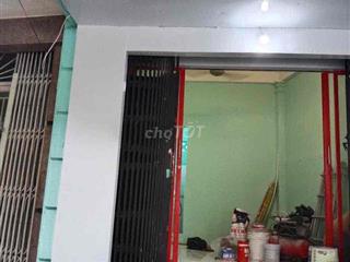 nhà mới sữa chữa,mới ,sạch đẹp,dọn vào là ở