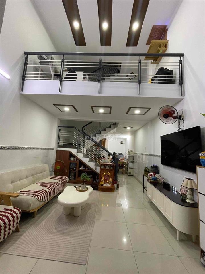 Bán nhà đang ở sổ hồng đầy đủ