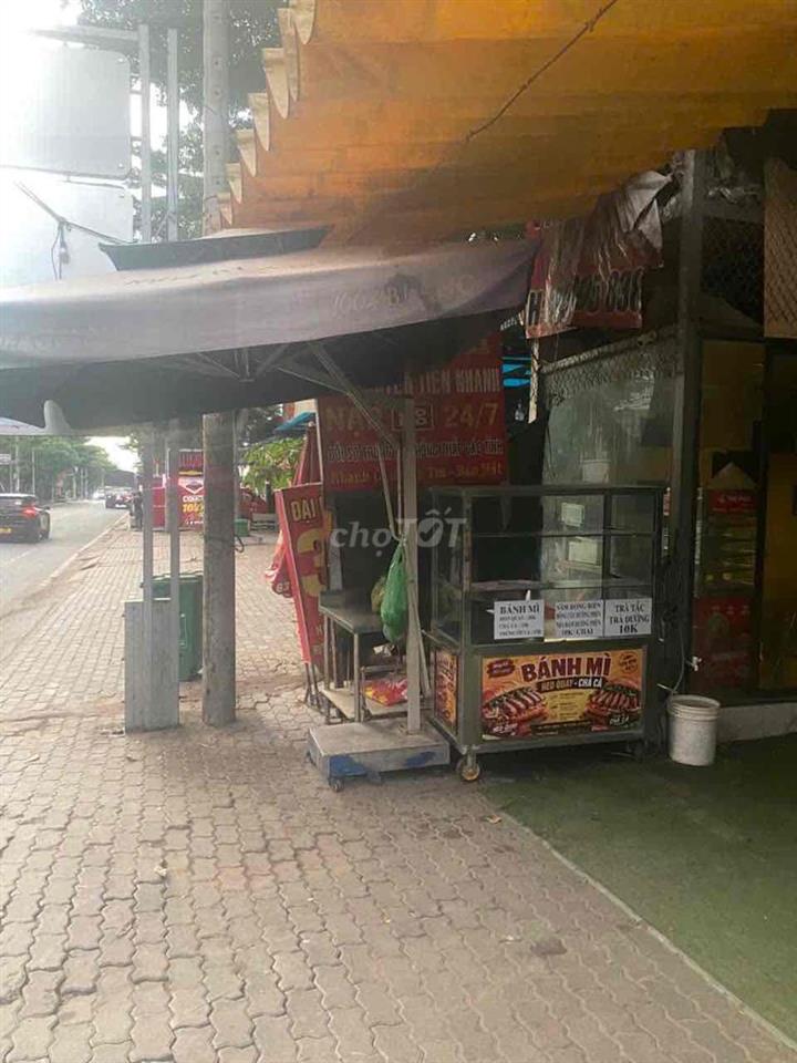 CHO THUÊ MẶT BẰNG LỀ ĐƯỜNG HOÀNG QUỐC VIỆT