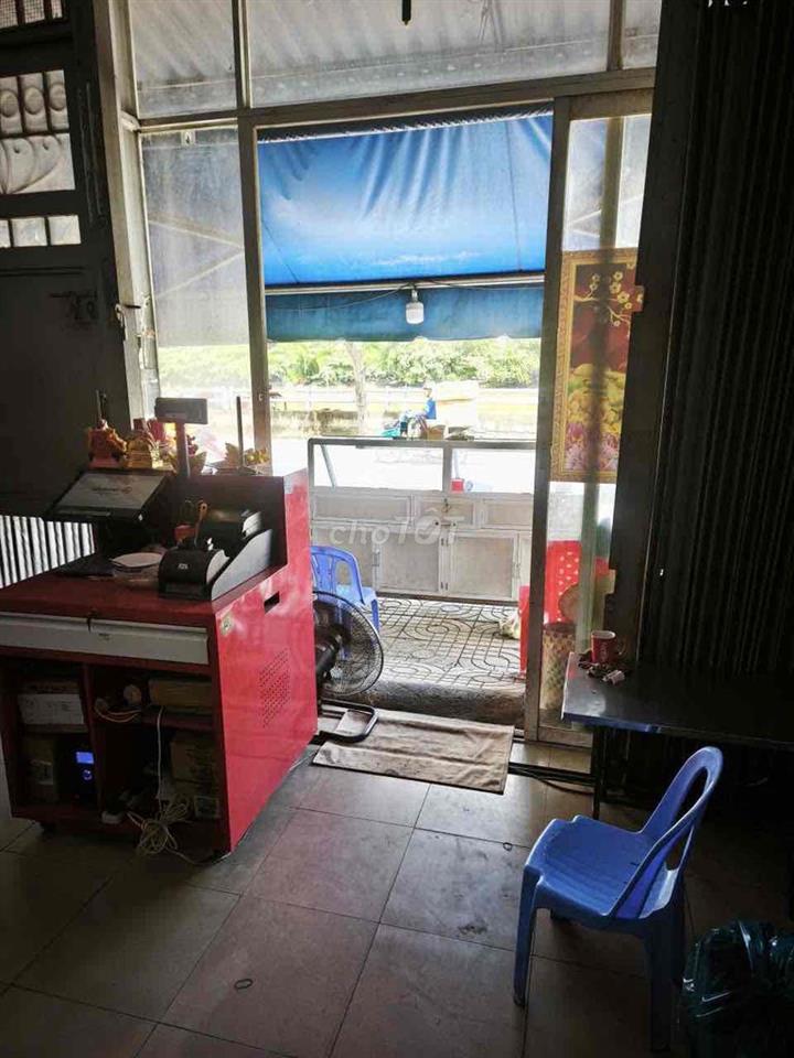 sang nhượng điểm bán vé số