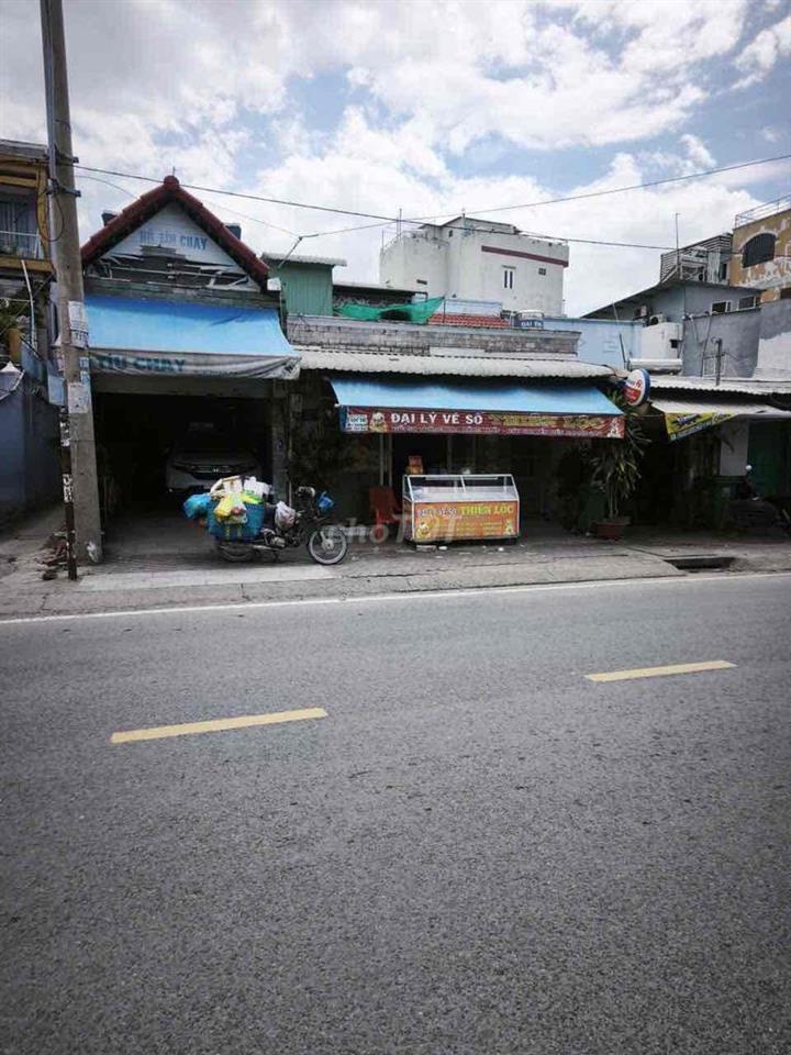 sang nhượng điểm bán vé số