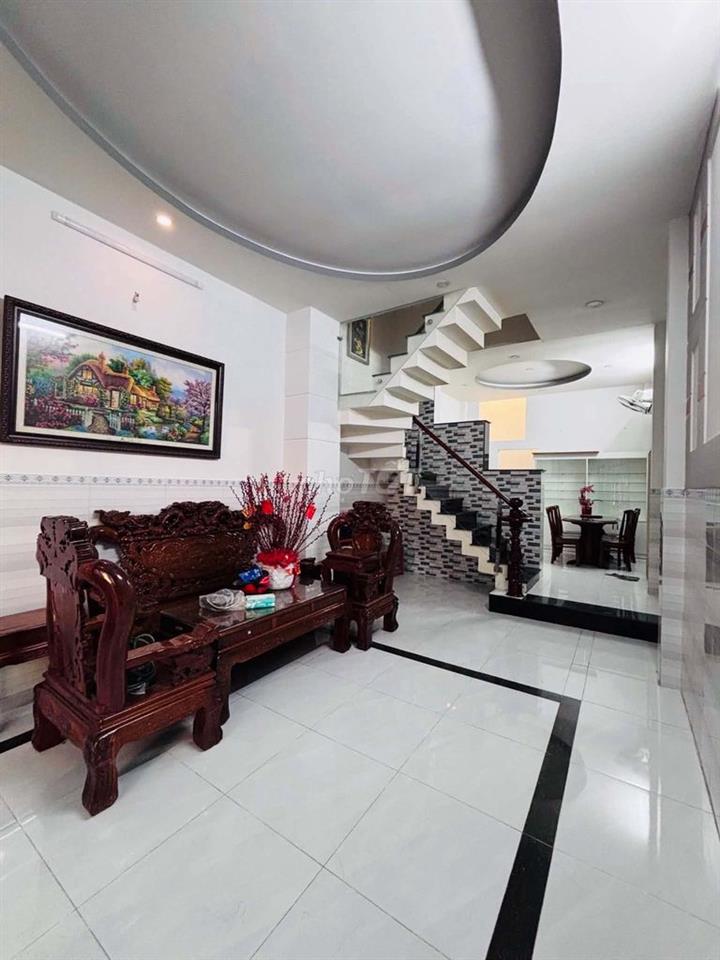 🏠 CHO THUÊ NHÀ LÔ GÓC THOÁNG RỘNG HƠN 12M – GẦN CHỢ VẠN NGUYÊN, QUẬN 8