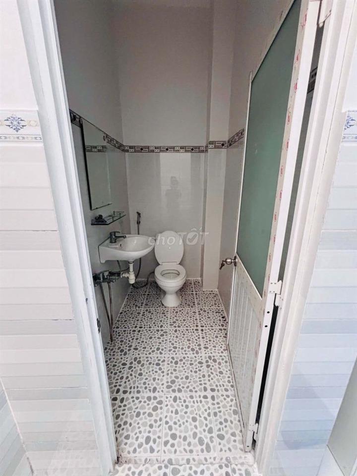 🏠 CHO THUÊ NHÀ LÔ GÓC THOÁNG RỘNG HƠN 12M – GẦN CHỢ VẠN NGUYÊN, QUẬN 8