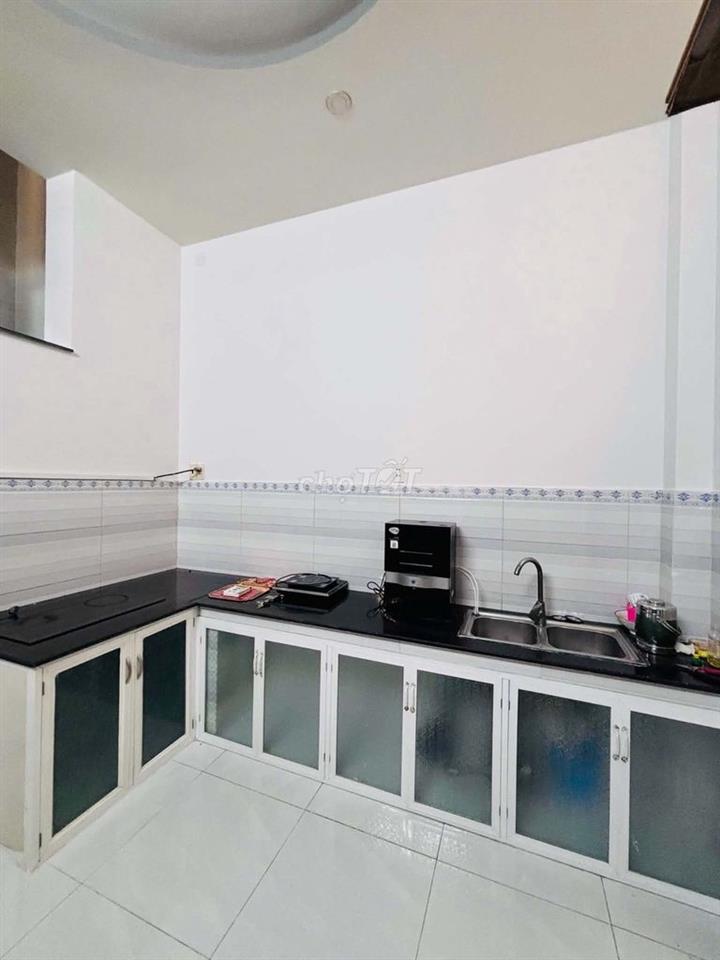 🏠 CHO THUÊ NHÀ LÔ GÓC THOÁNG RỘNG HƠN 12M – GẦN CHỢ VẠN NGUYÊN, QUẬN 8