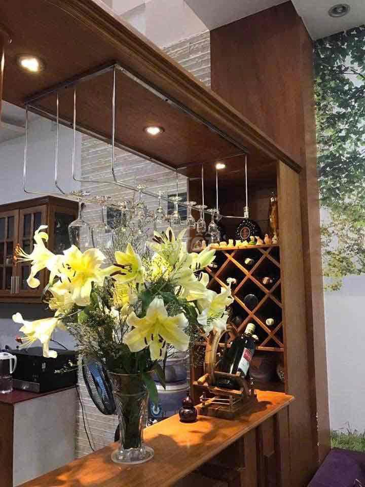 Nhà kiệt ô tô đường Võ Văn Tần cho gia đình thuê lâu dài