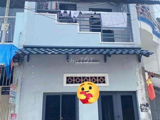 Nhà 3 tầng , 21m2, Ngay Phạm Văn Đồng